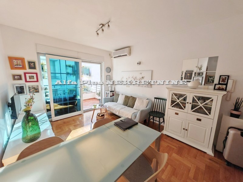 Alfa Plus Nekretnine MAKARSKA; Jednosoban namješten stan u zapadnom dijelu grada S-822